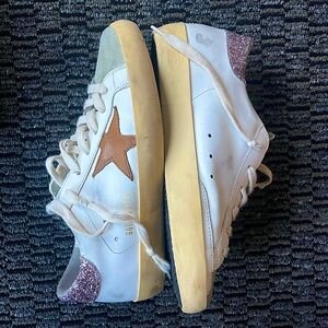 Golden Goose Superstars Size 37 (7)💕⭐️